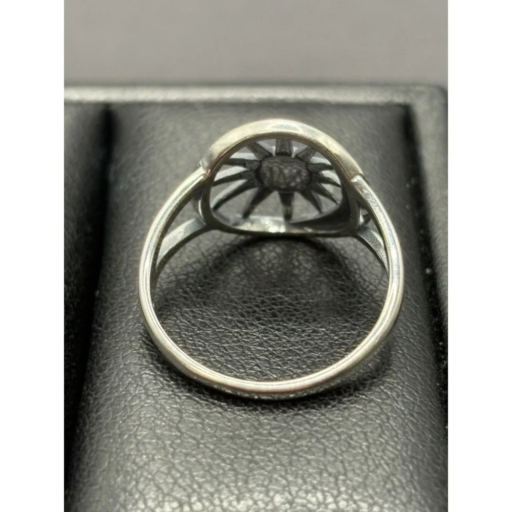 New Condition Sterling Silver Lab Blue Opal Sun Moon Ring Size 7 G29
